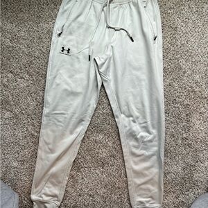 Under Armour Men's White/Cream Jogger Pants